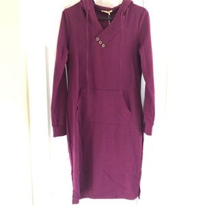Hooded dress NWT size L